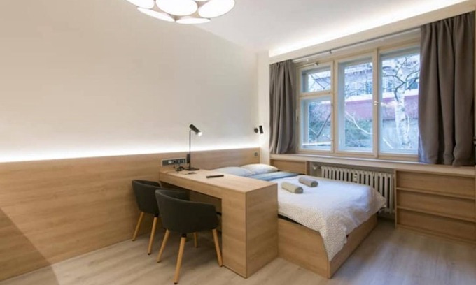 Prague 4 Apartamento | ❖ 𝑴𝒐𝒅𝒆𝒓𝒏 𝑯𝒊𝒅𝒆𝒂𝒘𝒂𝒚 ❖ 2 min to METRO WiFi & free Netflix