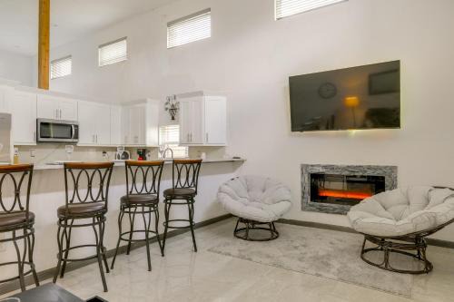 Hunt Club Apartamento | Modern Home Base for Polo Events and Palm Beach Fun!