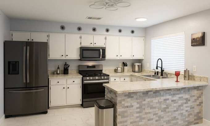 Sunrise Manor Casa | Modern Home & Cozy Stay - Near Las Vegas Strip