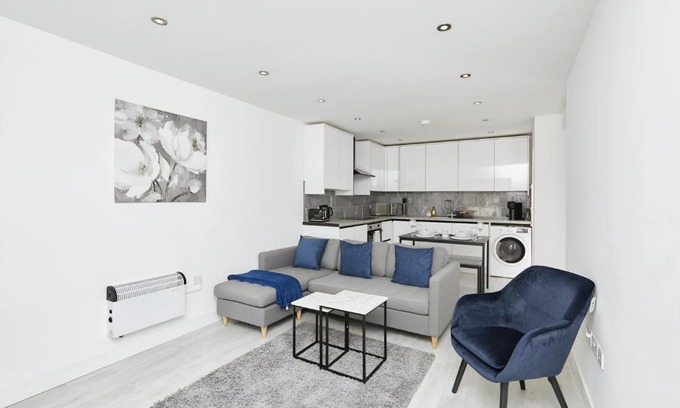 Derby Apartamento | Modern Home in Derby City Centre - Free Gated Parking