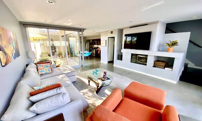 Atwater Village Casa | Modern Home in Great Neighborhood