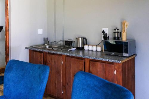Potchefstroom Villa | Modern home with apartments