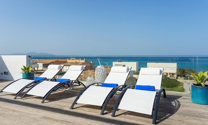 Son Serra de Marina Cabaña | Casa Moderna Con Vistas Panorámicas Al Mar