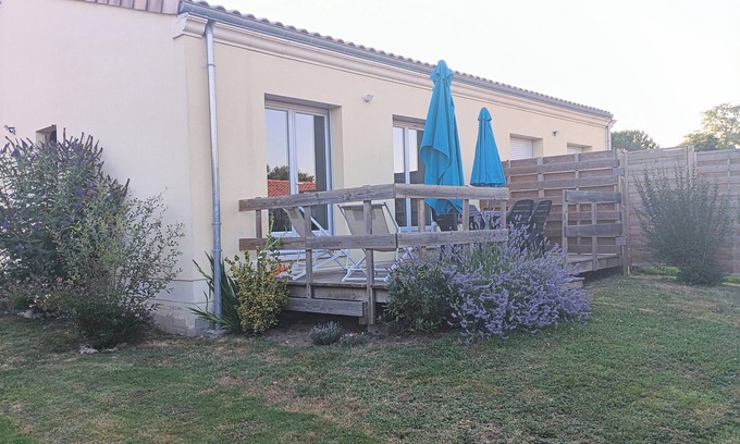 Saint-Ciers-dAbzac Casa | Modern house T3 65m² enclosed garden, free parking - Bordeaux wine region
