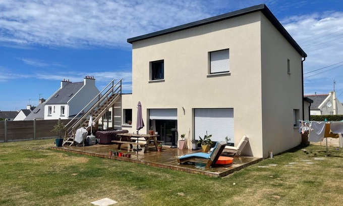 Lampaul-Plouarzel Casa | Modern house with jacuzzi just a stone's throw from the beach