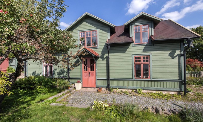 Ronneby Casa | Modern house in Ronneby near lake and sea