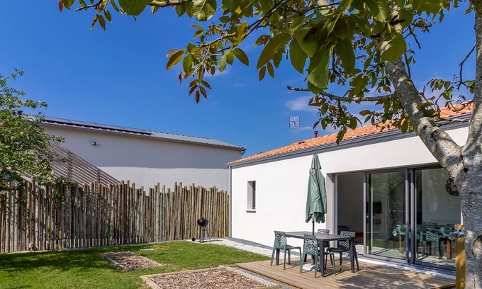 Saint-Christophe-la-Couperie Cabaña | Casa moderna con jardín cerrado y admite mascotas cerca de Nantes y Angers