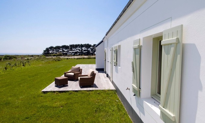 Locmaria Casa | Casa moderna con jardín y wifi en Locmaria
