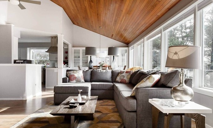 Manzanita Casa | Hermosa casa recientemente remodelada que admite perros cerca de la playa, la ciudad y el campo de golf