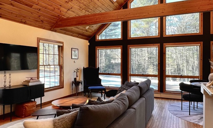 White Haven Chalet De Esquí | Modern Jack Frost Ski Chalet in the Poconos