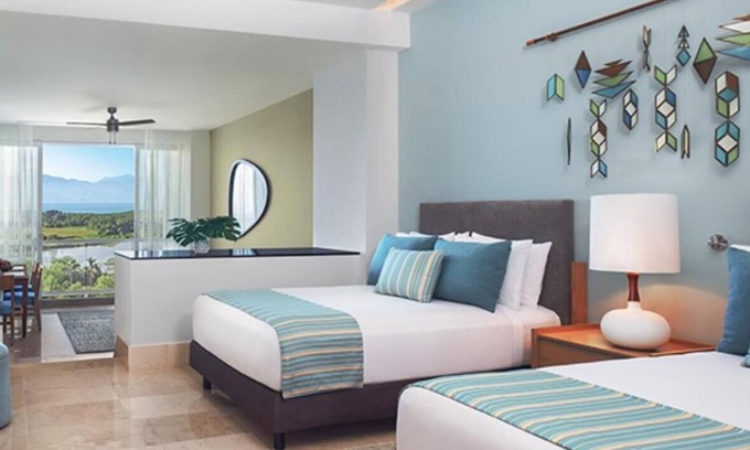 Mezcales Complejo | Modern Junior Suite in Celebrate Park at Vidanta Nuevo Vallarta