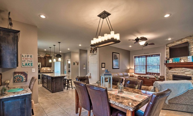Gilbertsville Casa | Modern Lake Home w/Private Dock in Moors Area