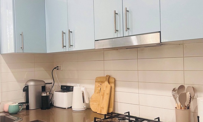 Narwee Casa | Modern large 3bedroom Family home within 6 minutes to station and local shop