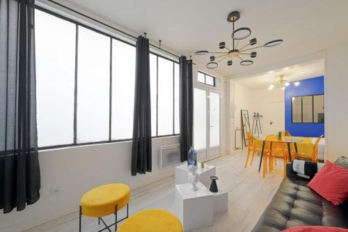 Plaisance Apartamento | Modern Large Studio Apartment for 3