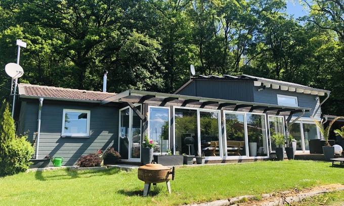 Hinnenburg Casa | modern life in the forest