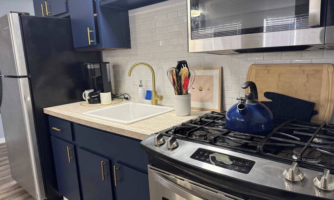 Woonsocket Apartamento | Modern LIVIN-1bd 1ba