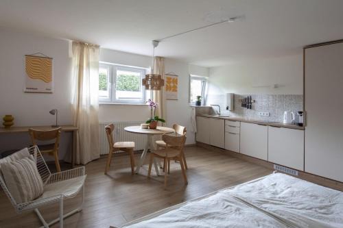 Menden-Holthausen Apartamento | Modern Living in Mülheim Your Perfect Stay