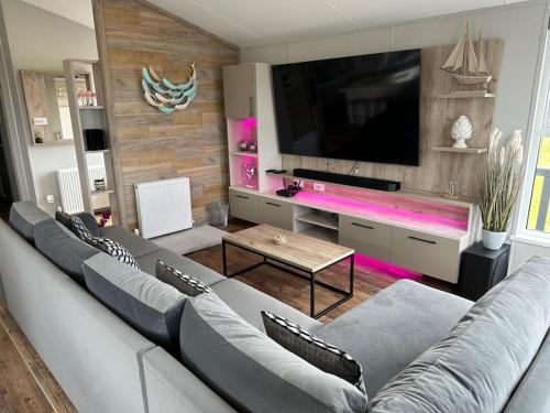 Truro Casa | Modern Lodge with Amazing Views