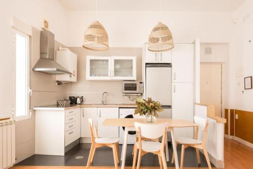 Imperial Apartamento | Modern Loft in Madrid Río - Style and Comfort - Manzanares