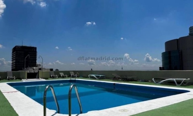 Cuatro Caminos Apartamento | Loft moderno con piscina en la azotea y vistas