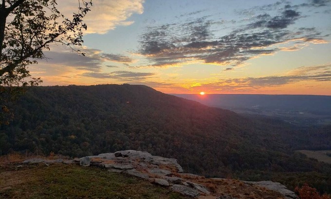 Pikeville Cabina | Modern log cabin with breathtaking view
