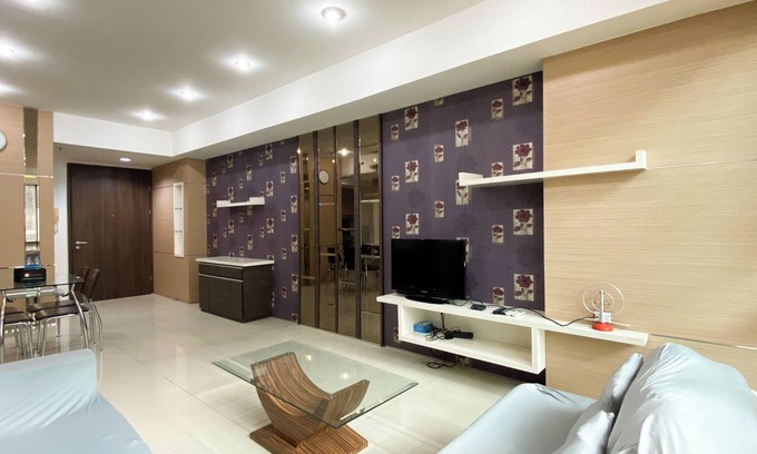 Cilandak Apartamento | Modern Look And Comfort 2Br Kemang Village Apartment