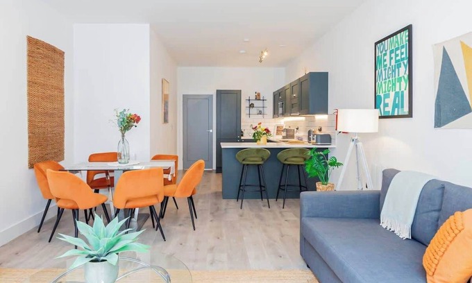 South Acton Apartamento | Modern & Luxurious Retreat in Acton w/ Great Links