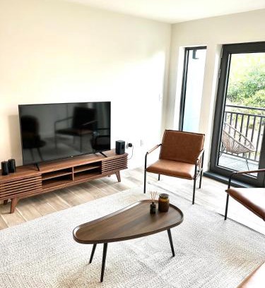 Quincy Apartamento | Modern Luxury Apartment in Quincy
