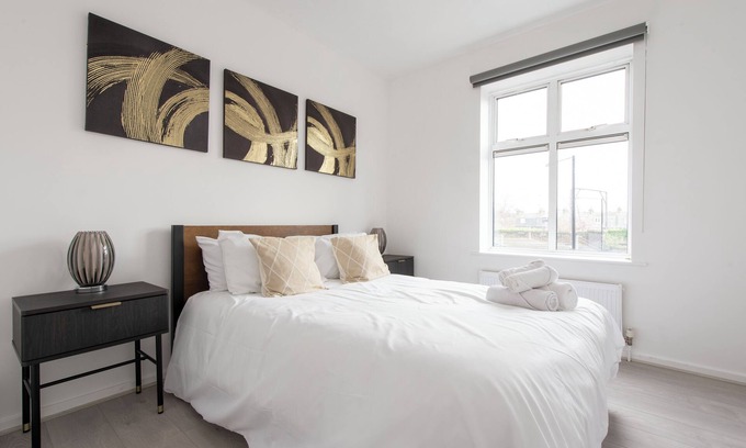 Bow Apartamento | Modern Luxury Appt by Bow Road Station