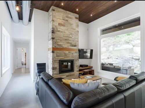 La Conception Casa | Modern Luxury Chalet Private Jacuzzi