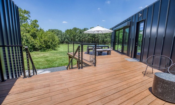 Ledbetter Casa | Modern Luxury Escape near Round Top!