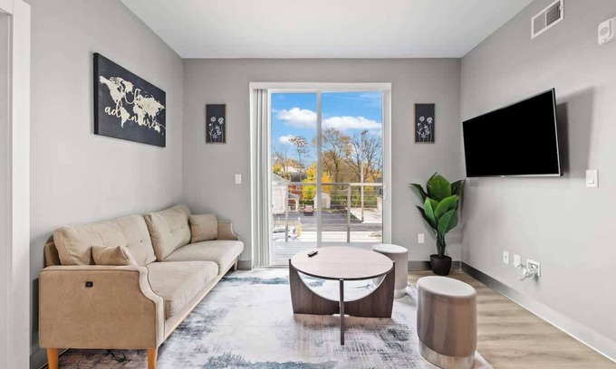 Old North Columbus Apartamento | Modern Luxury in Columbus (Near Downtown & OSU)