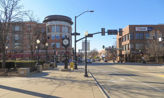 Downers Grove Casa | Modern Luxury in Downers Grove