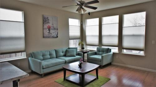 Rancho Cordova Casa | Modern Luxury Living, relax and enjoy your stay!