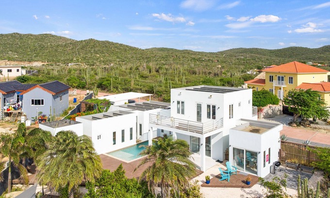 Santa Cruz Casa | Modern Luxury Oasis in San Fuego - Aruba