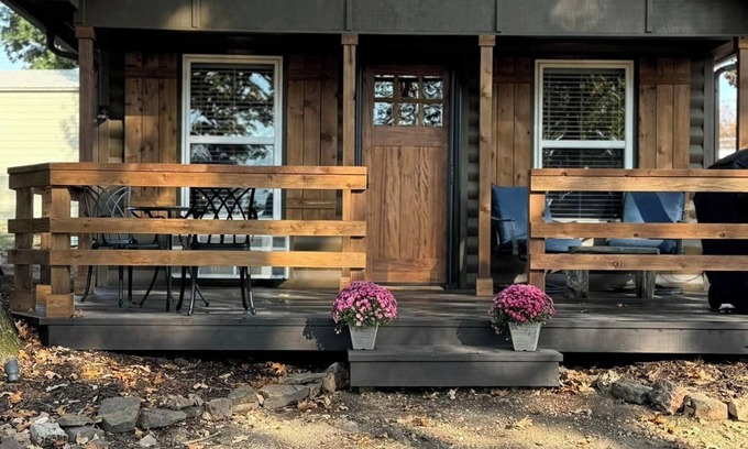 Cleora Cabina | Modern luxury- Rustic Charm