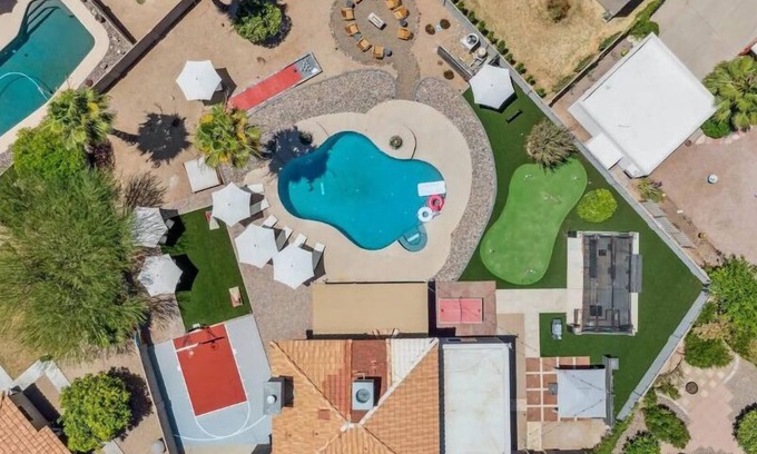 Santiago Casa | Modern Luxury Scottsdale Resort! Pool, Golf, Games