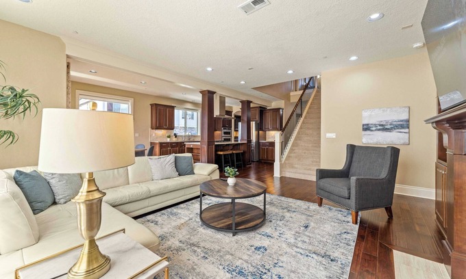 Bethany Casa | Modern Luxury Stay in Bethany – 5BR Home with Office & Spacious Backyard #42237