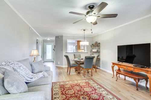 McCormick Casa | Modern McCormick Townhome on Lake Thurmond!