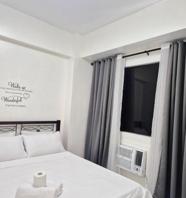 Bonifacio Global City Apartamento | Modern Minimalist 1BR Condotel at BGC Taguig