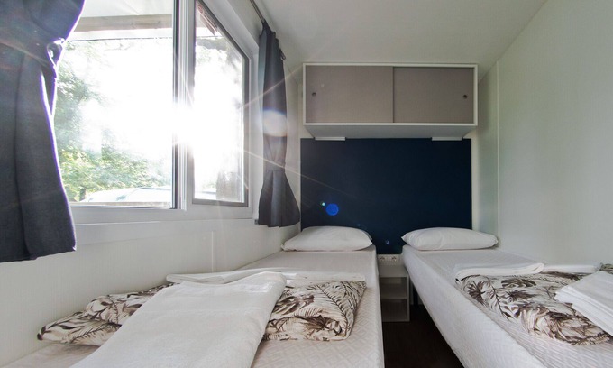 Lido Adriano Casa | Modern mobile home close to beach Marina, 2 bedrooms 1,5 bathrooms, cosy terrace