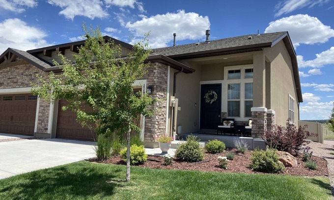 Northgate Casa | Modern mountain home in NE Colorado Springs