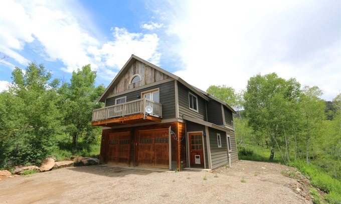 Crested Butte South Cabina | Modern Mountain Lookout