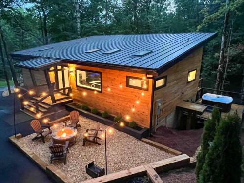 Sautee Nacoochee Chalet De Esquí | Modern Mountain Getaway with Hot Tub, Fire Pit