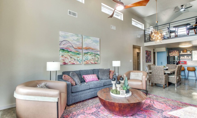 Medicine Park Casa | Modern Mtn-View Designer Home in Medicine Park