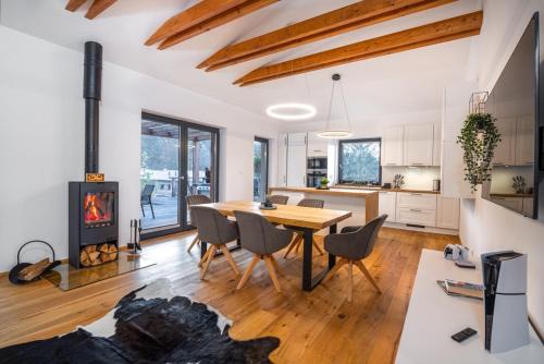 Sazava Casa | Modern Nature Retreat w Pool, PS5 & Hot Tube