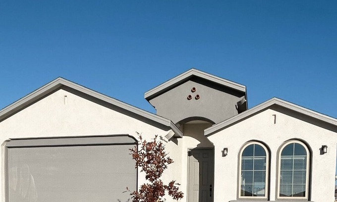 Las Cruces Casa | Modern New Home