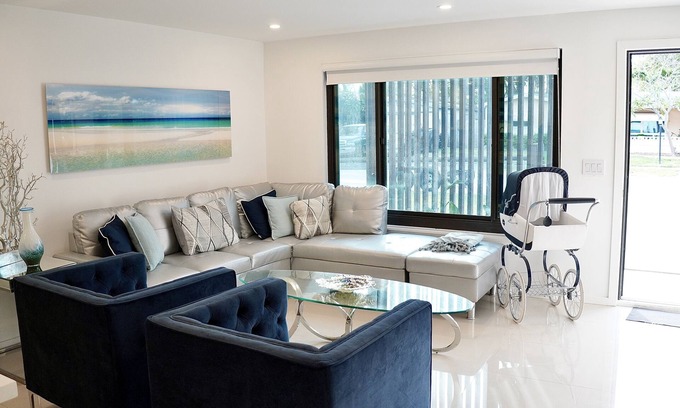 Melaleuca Gardens Casa | Modern new house