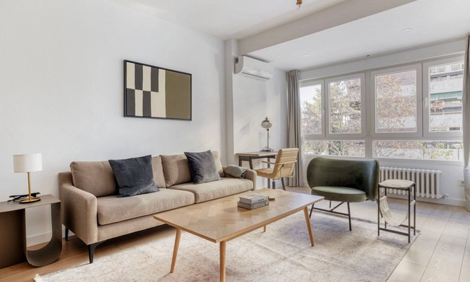 Nueva España Apartamento | Modern Nueva España 1BR w/ Doorman, nr Business Area, by Blueground