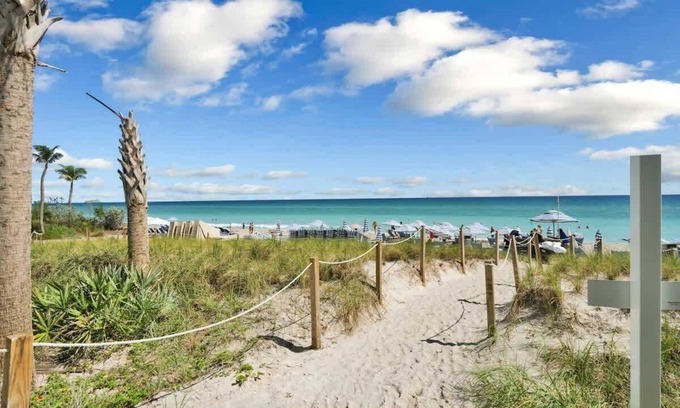 Hallandale Beach Apartamento | Modern Ocean Canal View Condo Beach Service 2704